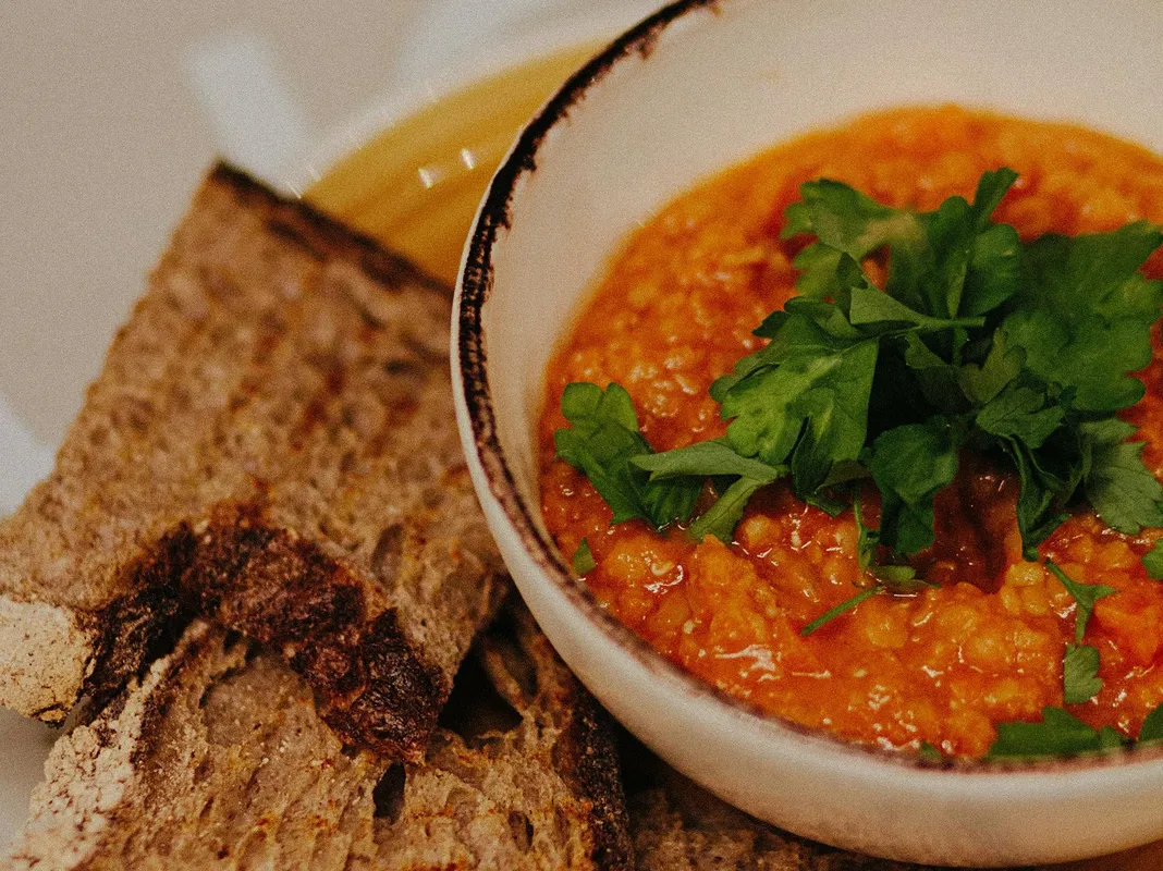 Cozy Vegan Lentil Soup – Protein-Packed & Delicious